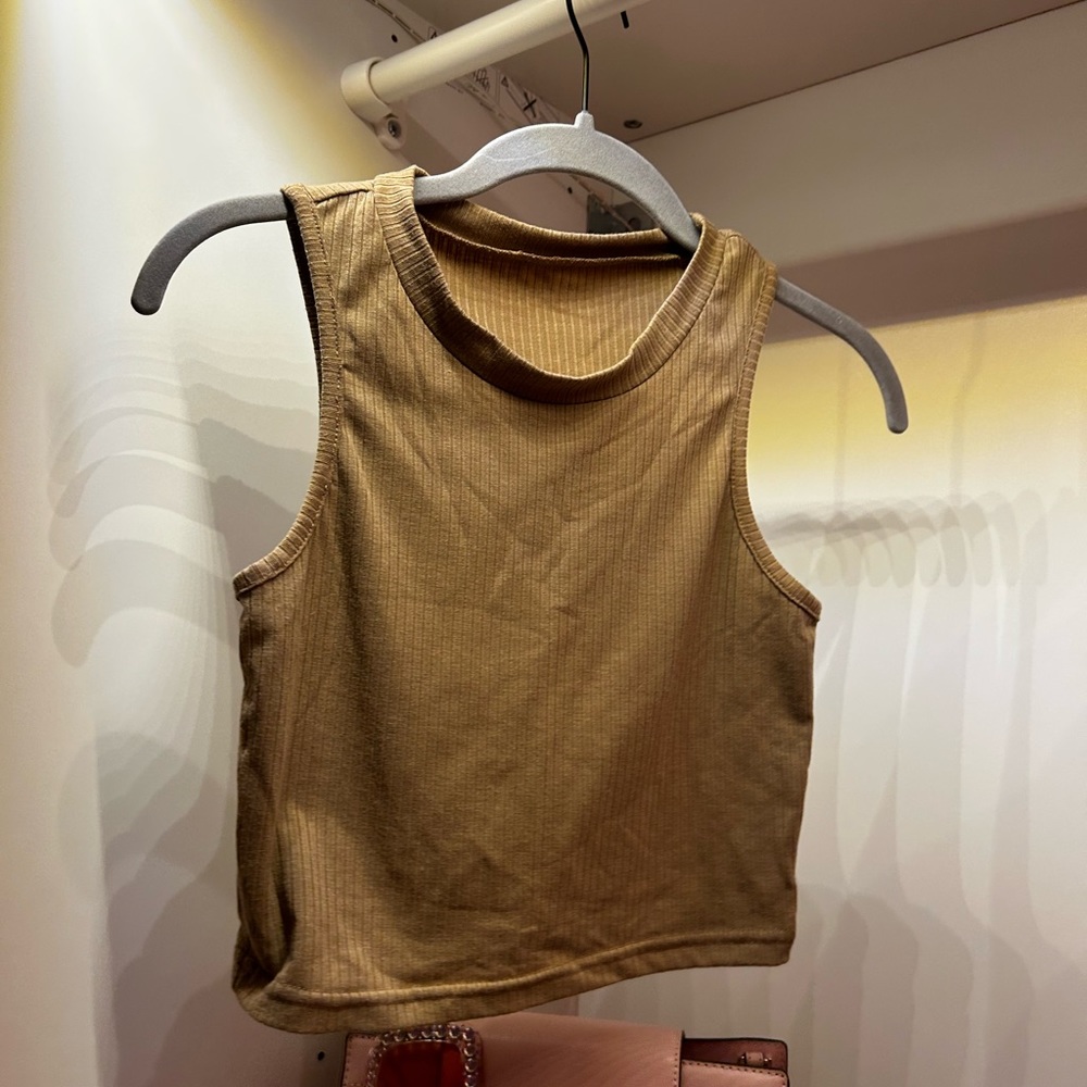 tan crewneck tank top